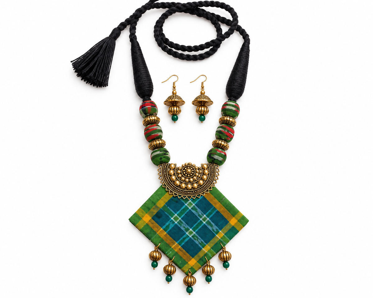 Kashish Sambalpuri Fabric Necklace with Matching Earrings – Handmade Boho Ethnic Jewellery | LEENAALANKAR
