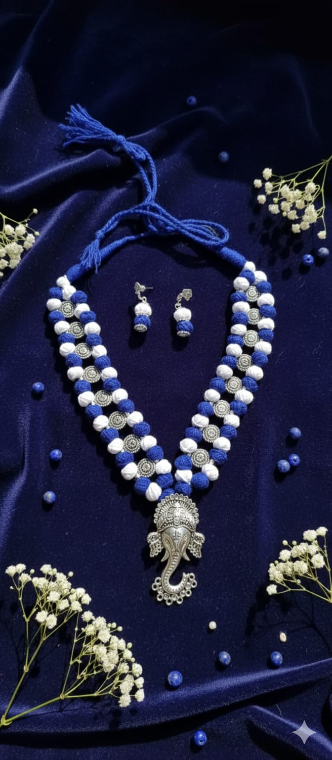 COTTON BEAD NECKLACE - BLUE DEVINE