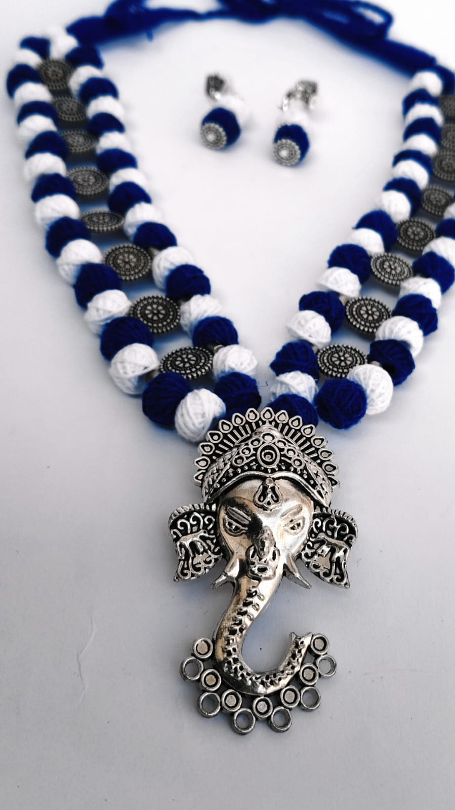 COTTON BEAD NECKLACE - BLUE DEVINE