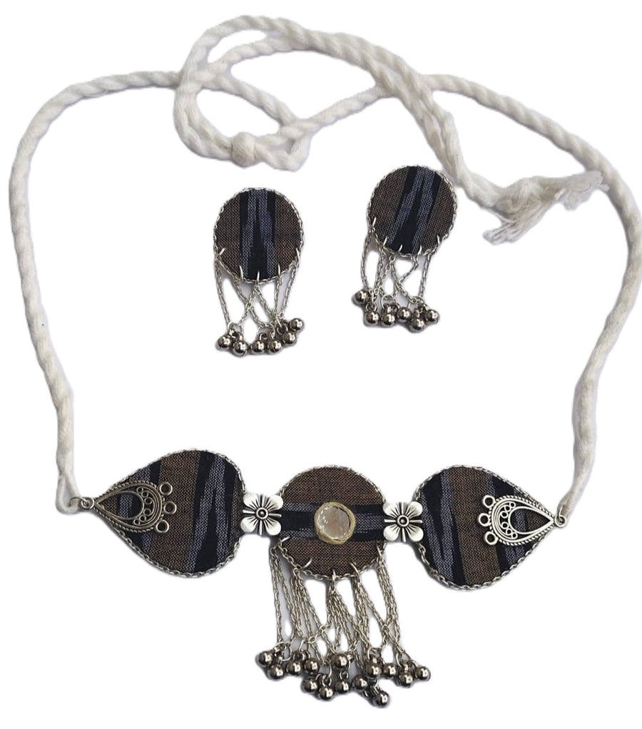 SAMBALPURI FABRIC CHOCKER NECKLACE AMBER