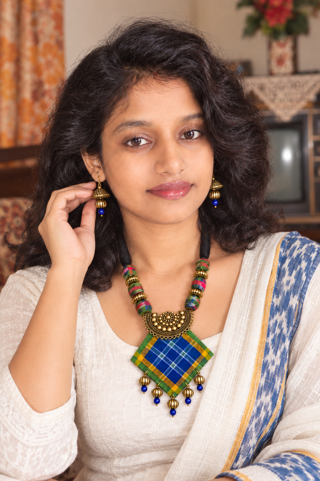 Leher Sambalpuri Fabric Pendant Necklace Set – Handmade Traditional Indian Jewellery with Earrings | LEENAALANKAR