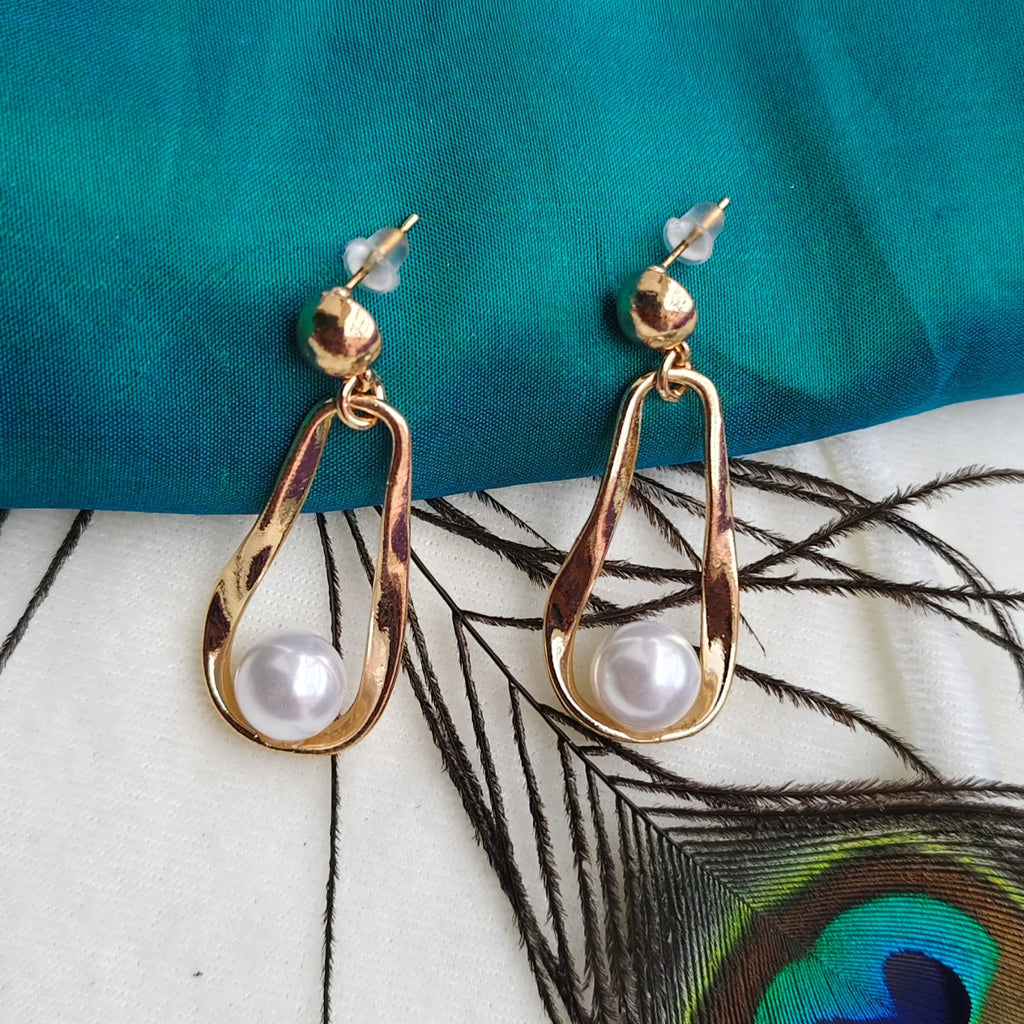PEARL TEAR DROP