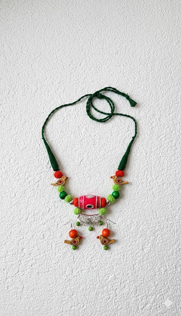 FABRIC WOODEN JEWELLERY SET - PAKSI PREM