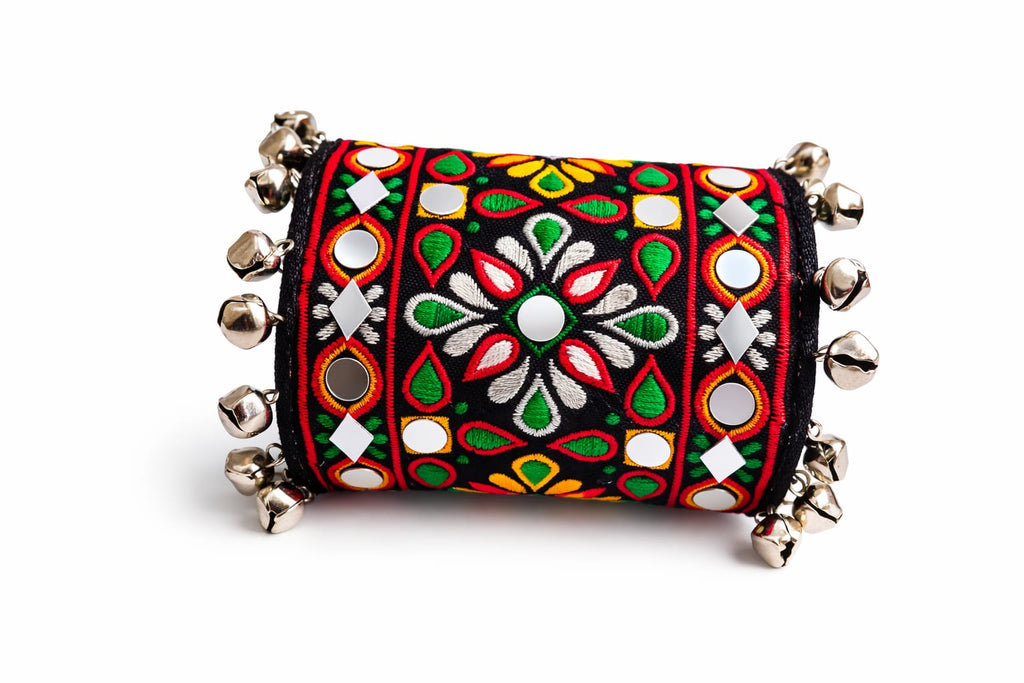THE FABRIC RANGILA CUFF BRACELET