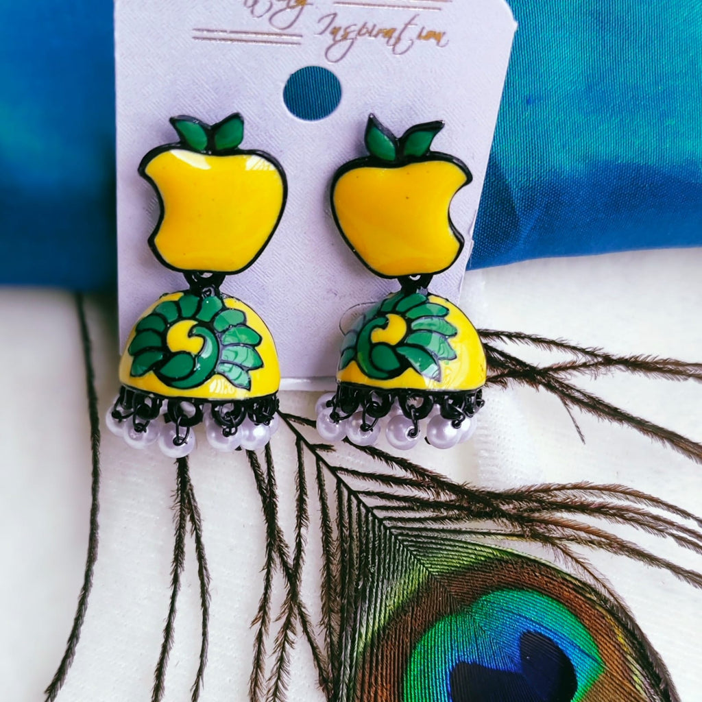 YELLOW APPLE